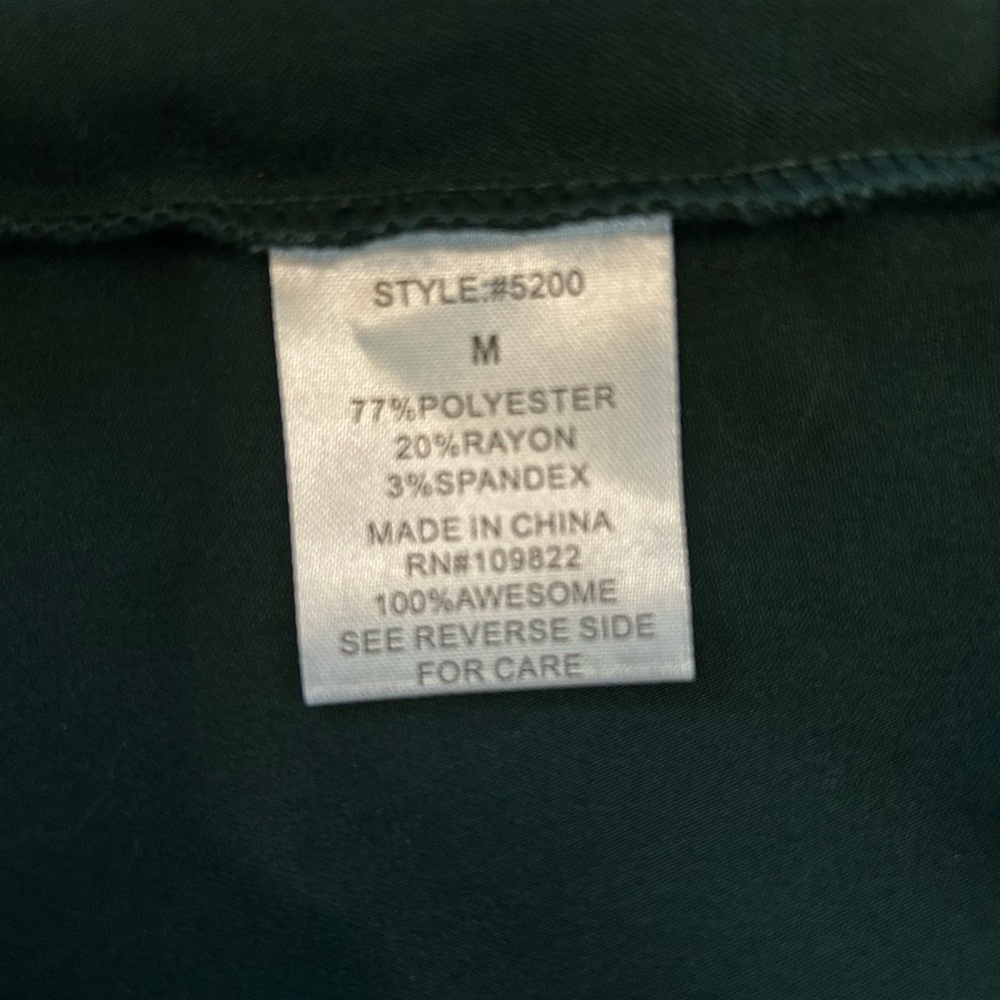 NWOT Women’s medium zip down - Picture 5 of 6